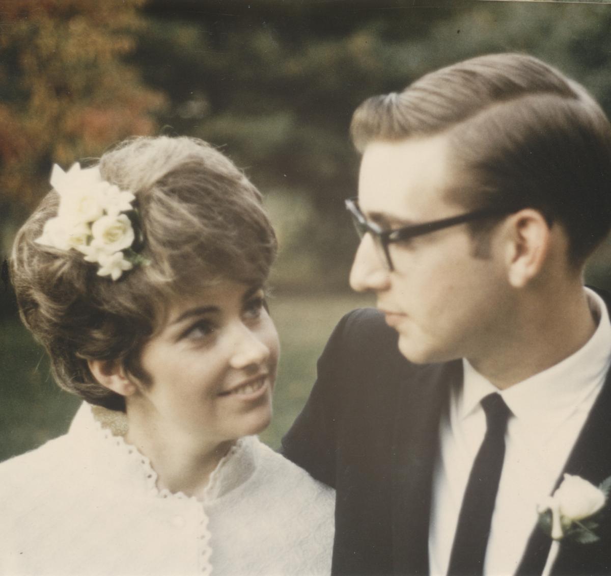 mum-dad-wedding1-cropped